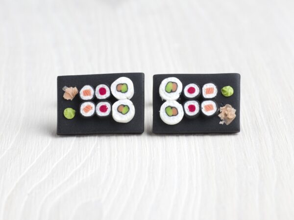 Boutons de manchette plateaux de sushis