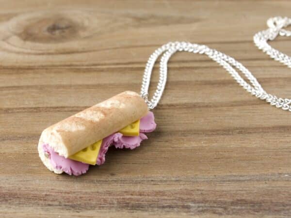 Collier sandwich jambon fromage